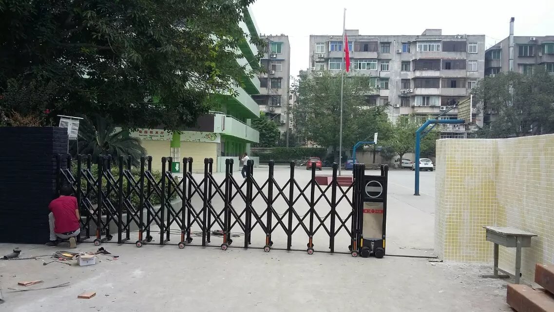 中阳县中阳县深圳市伸缩门