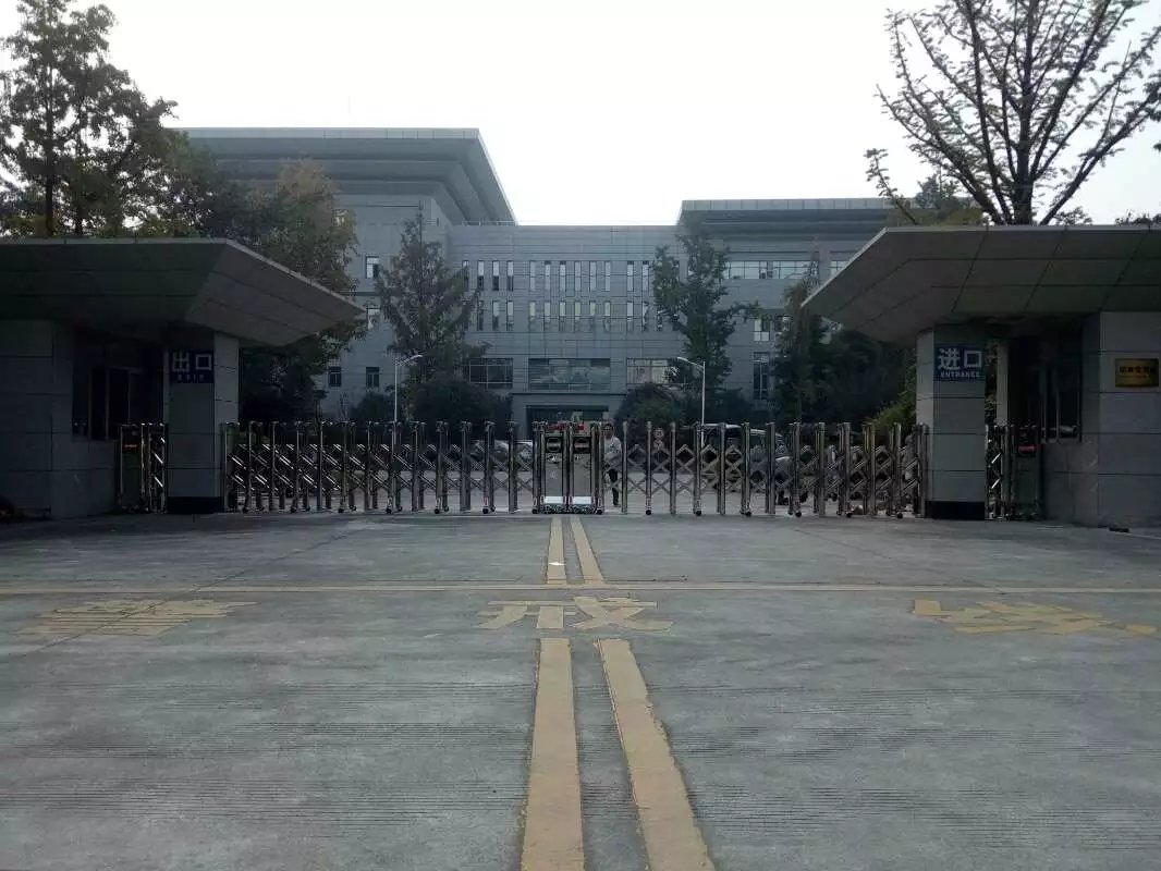 中阳县中阳县四川消防总队伸缩门